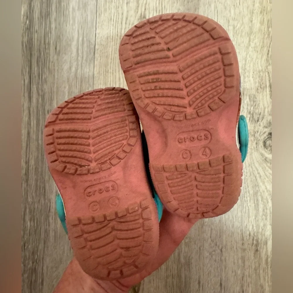 Disney Moana Crocs